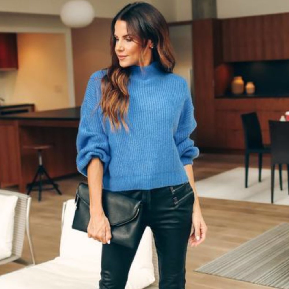 GILLY Mock Neck Ribbed Sweater